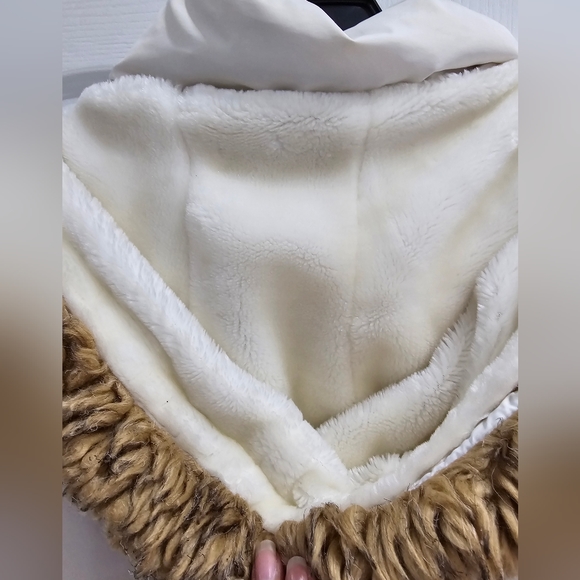 Winter Jacket - Picture 5 of 15